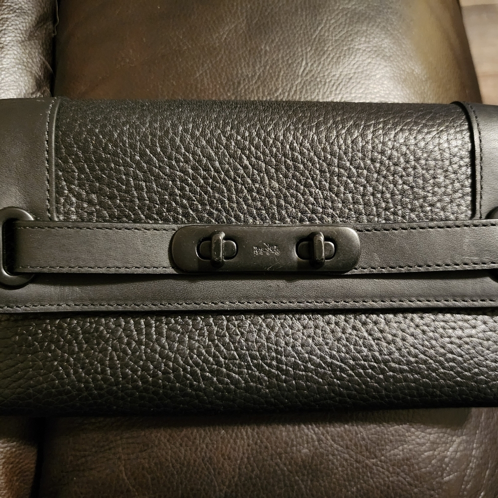 Coach Swagger leather wallet
